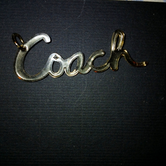 Coach tag - Picture 1 of 1